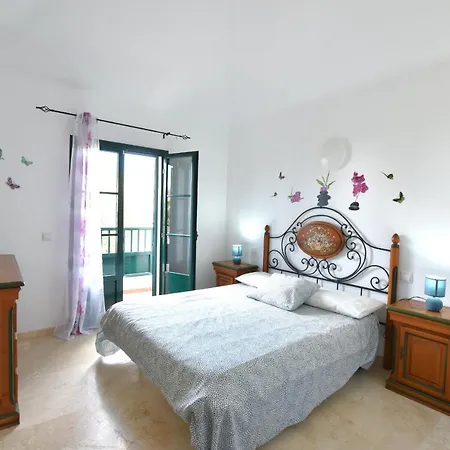 Vakantiehuis Casa Rosa Close To The Beach Costa Teguise